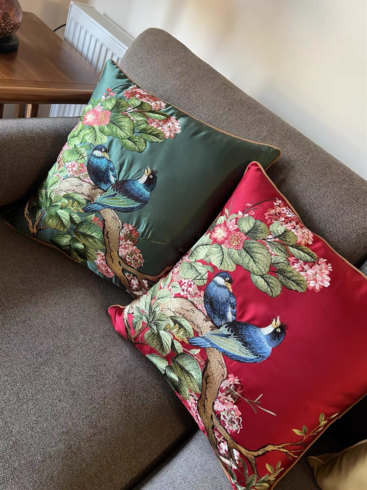 Luxurious Embroidered Silk-lik - مراجعة Pillow Insert 18X18 وسعره