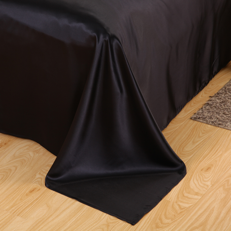 Satin Black Bedding Set With D - مراجعة Silk Sheet Set وسعره
